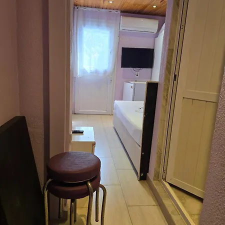 Cesme Pansiyon Rum i privatbostad *