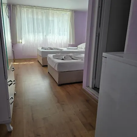 Rum i privatbostad Cesme Pansiyon *