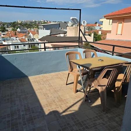 Cesme Pansiyon 홈스테이 *
