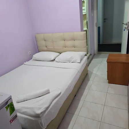 홈스테이 Cesme Pansiyon Çeşme
