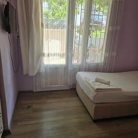 홈스테이 Cesme Pansiyon
