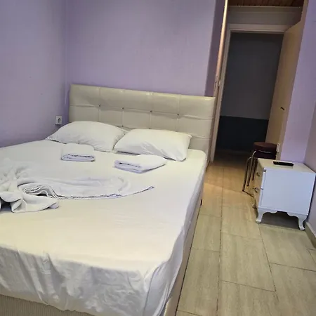 홈스테이 Cesme Pansiyon Çeşme