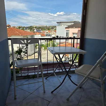 홈스테이 Cesme Pansiyon Çeşme