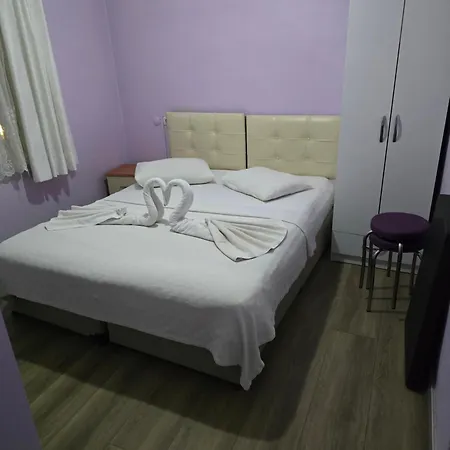 홈스테이 Cesme Pansiyon Çeşme