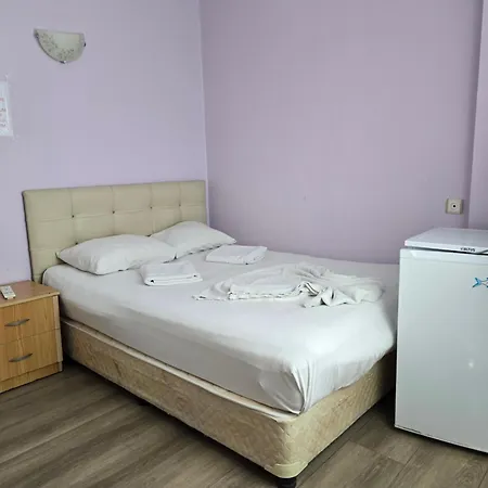 홈스테이 Cesme Pansiyon Çeşme